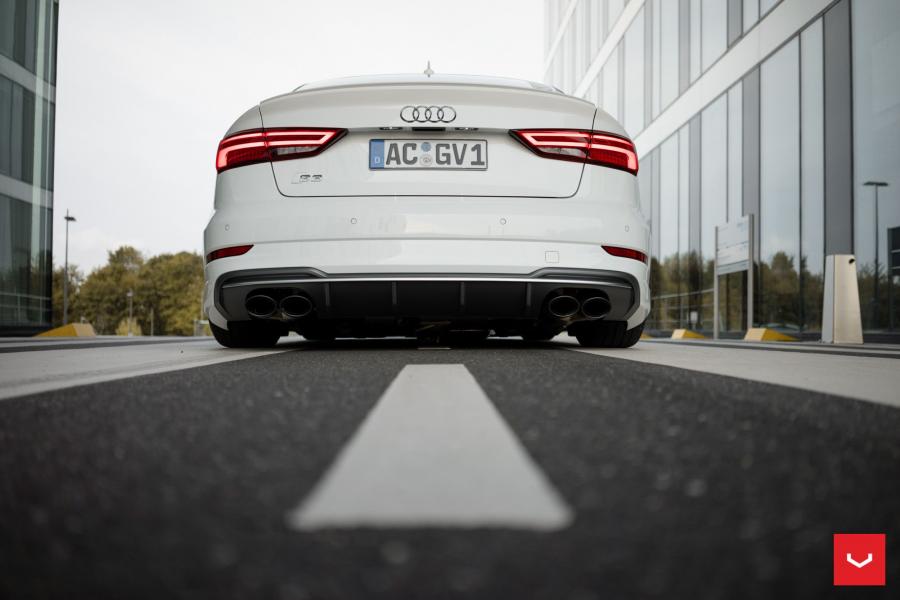  Audi S3 Sedan on Vossen Wheels (VFS10) 2017 года  (фото 45 из 52)